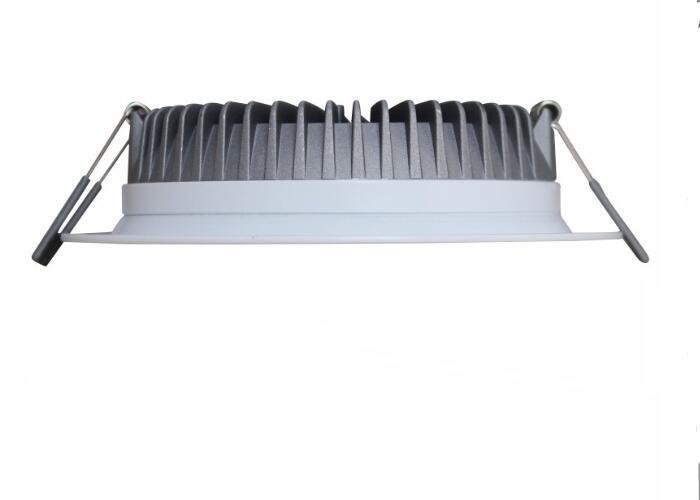 9W Indoor LED Ceiling Downlights Recessed Mounted 900LM 6000K 3 - 5 Years Warranty
