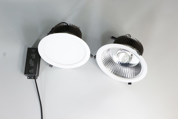 Low Profile Recessed Dimmable LED Downlights High Brightness 80% Energy Saving