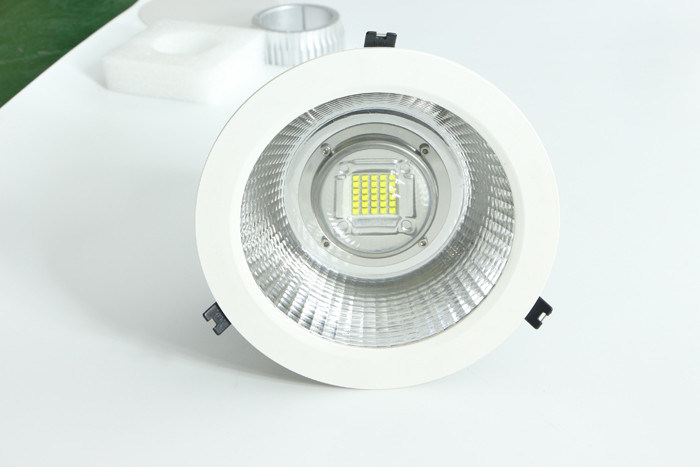 Low Profile Recessed Dimmable LED Downlights High Brightness 80% Energy Saving